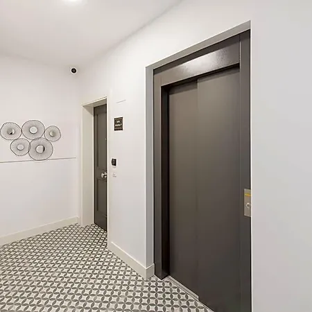 Santa Catalina 公寓式酒店 希洪