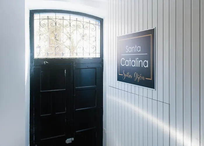 Santa Catalina Apartahotel Gijón