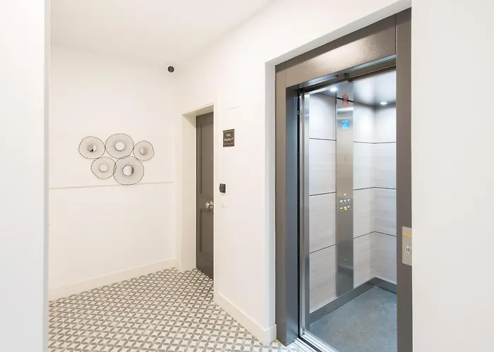 Apartahotel Santa Catalina 4*