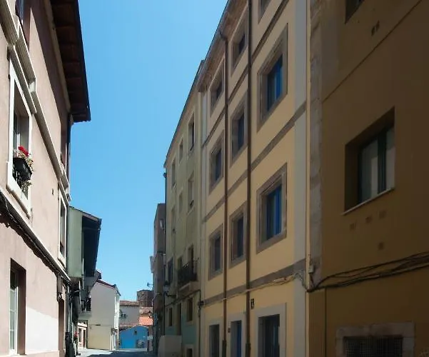 Santa Catalina Apartahotel Gijón